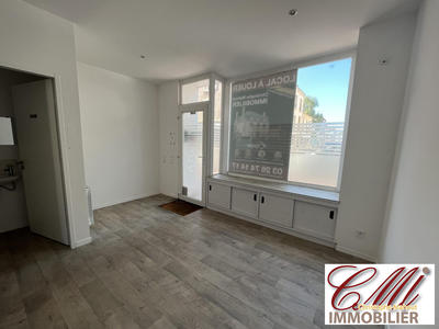 Local commercial - 49 m² - 2 pièces