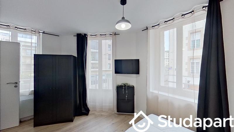 Chambre - 10 m² - 1 pièce