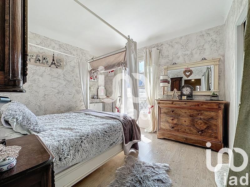 Maison de village - 246 m² - 9 pièces