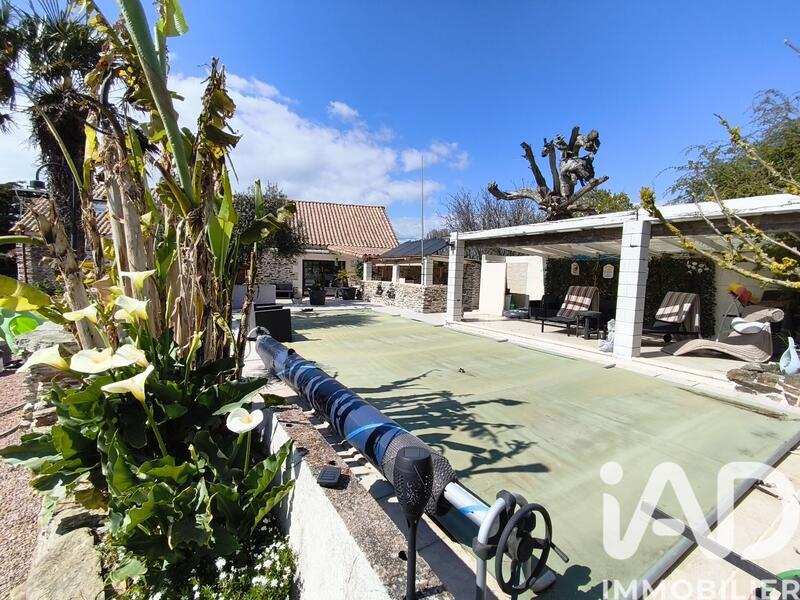 Maison - 170 m² - 6 pièces