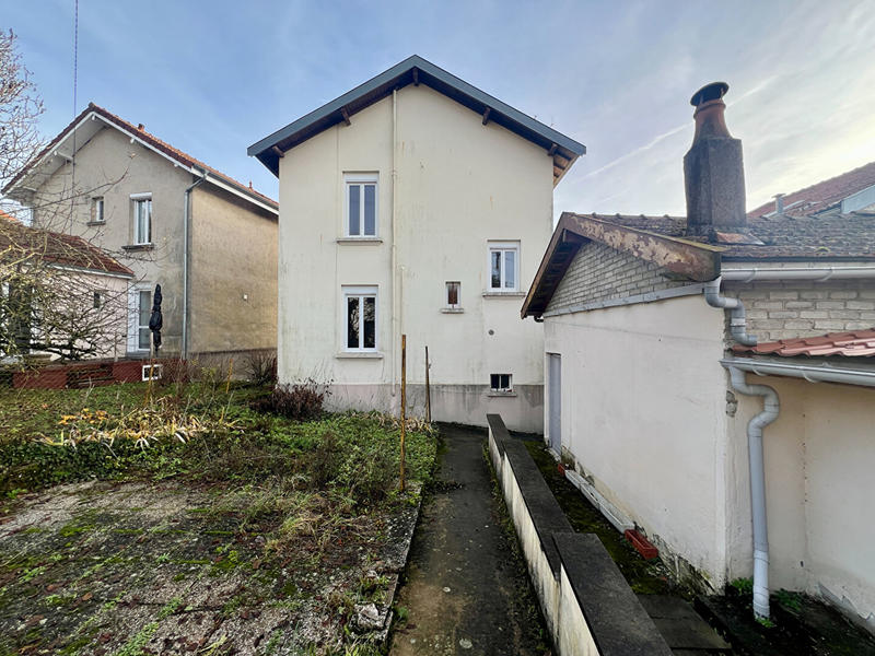 Maison - 84 m² - 5 pièces