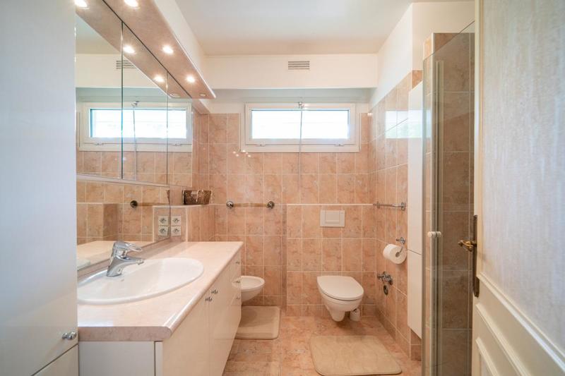 Appartement - 149 m² - 5 pièces