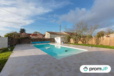 Maison ancienne - 210 m² - 8 pièces