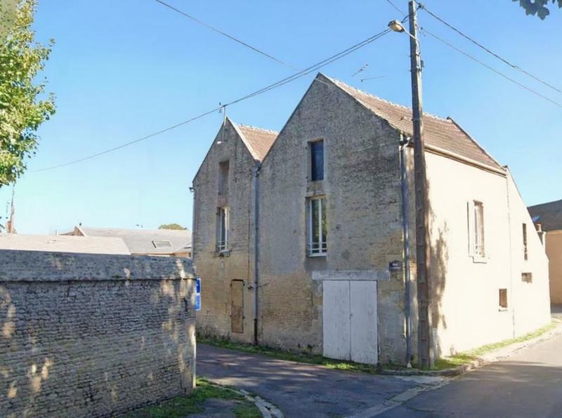 Maison - 338 m² - 12 pièces