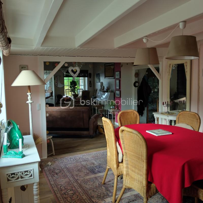 Moulin - 182 m² - 8 pièces