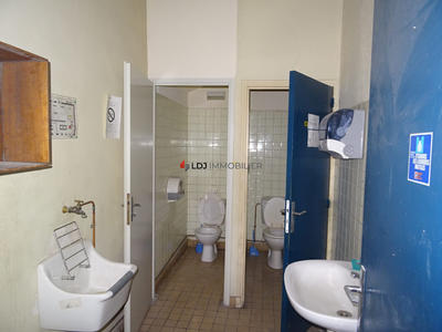 Local commercial - 200 m²