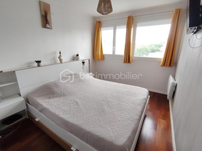 Appartement - 94 m² - 4 pièces