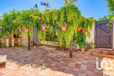 Maison - 232 m² - 10 pièces