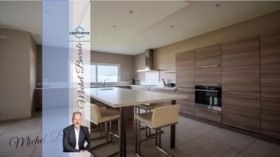 Maison - 156 m² - 6 pièces