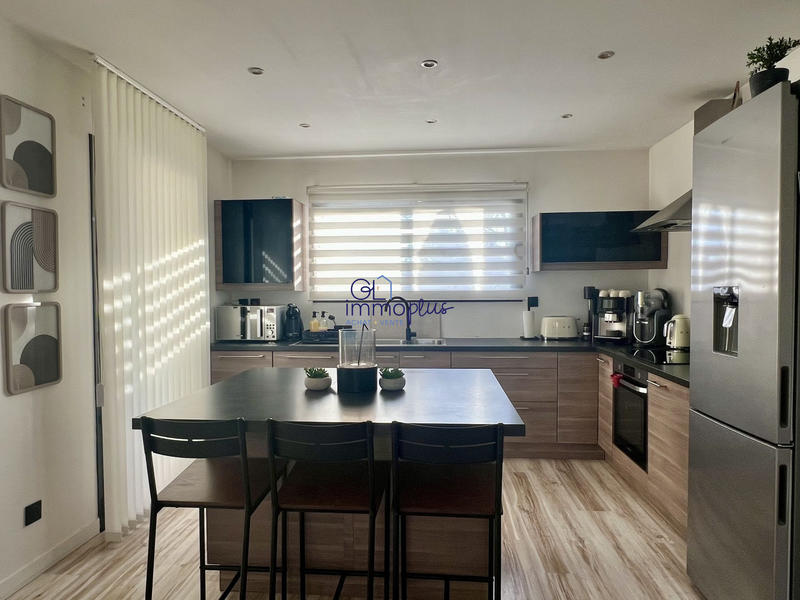 Maison - 126 m² - 5 pièces