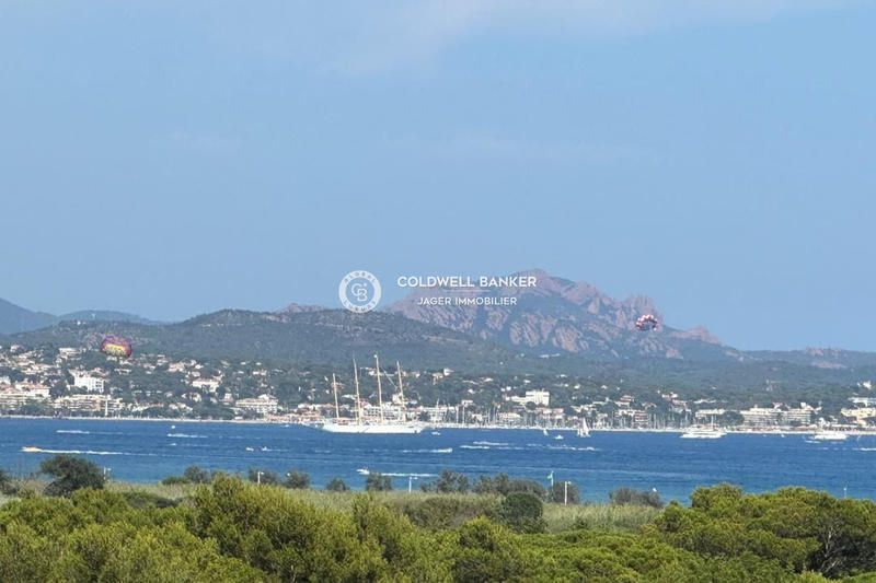 Maison - 450 m² - 8 pièces