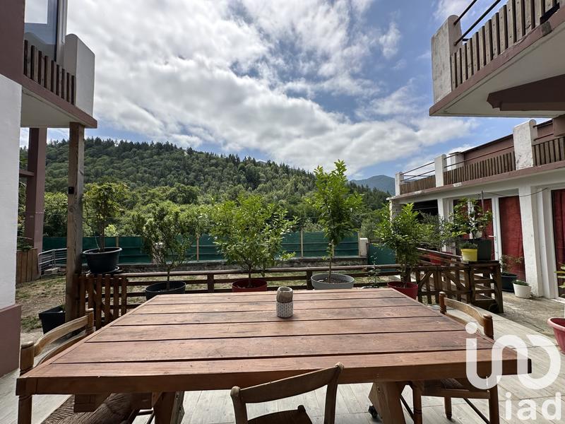 Maison de village - 241 m² - 10 pièces