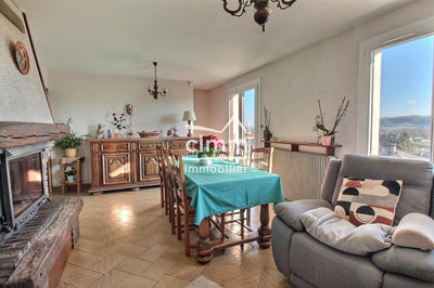 Maison - 164 m² - 6 pièces