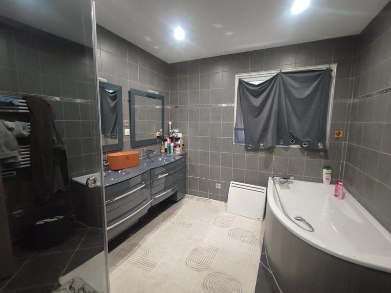 Maison - 132 m² - 5 pièces