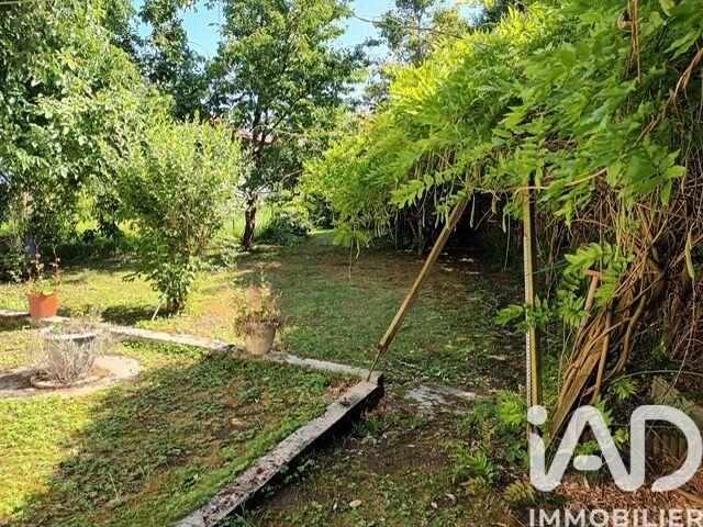 Maison de village - 88 m² - 5 pièces