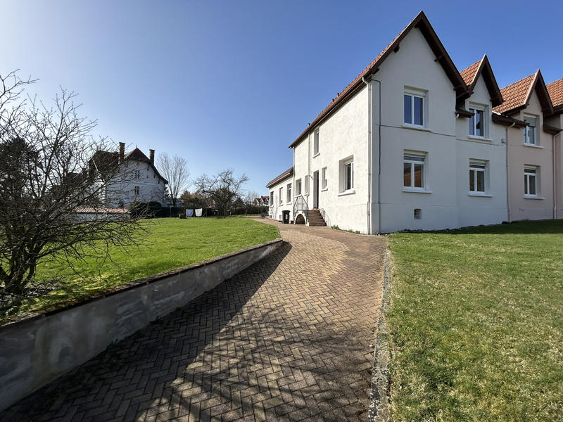 Maison - 178 m² - 7 pièces