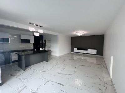 Maison - 114 m² - 4 pièces