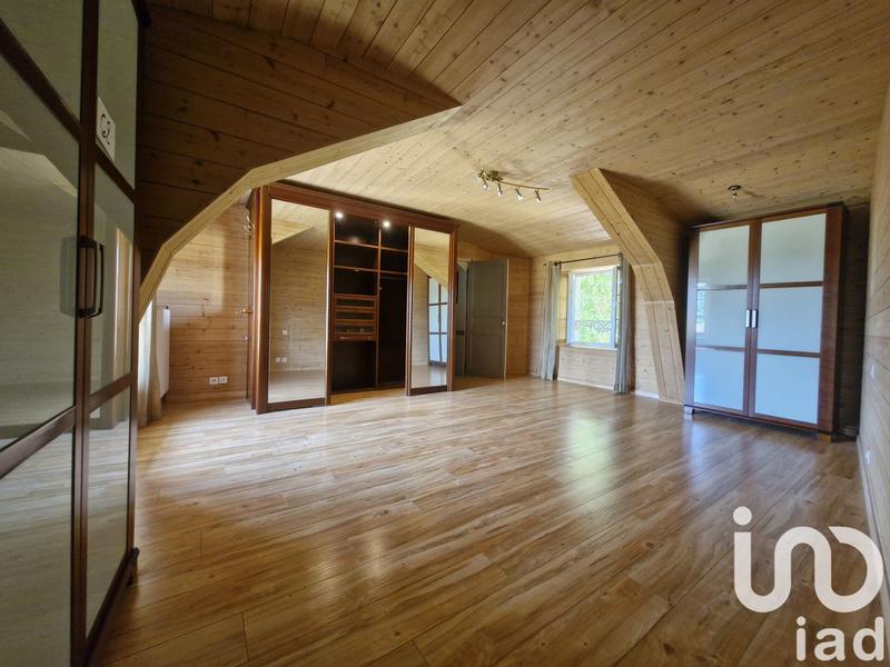 Maison - 195 m² - 7 pièces