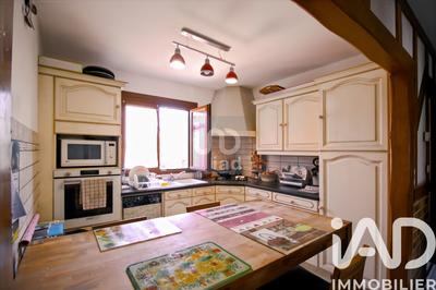 Maison - 122 m² - 4 pièces