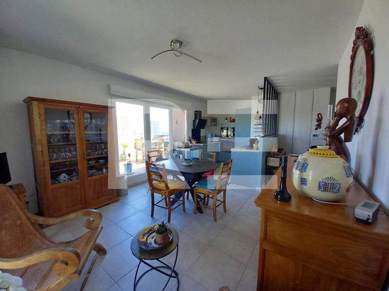 Appartement - 79 m² - 4 pièces