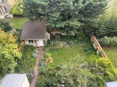 Studio - 8 m² - 1 pièce