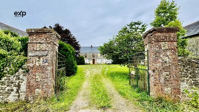 Maison - 204 m² - 7 pièces