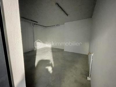 Local commercial - 118 m² - 1 pièce