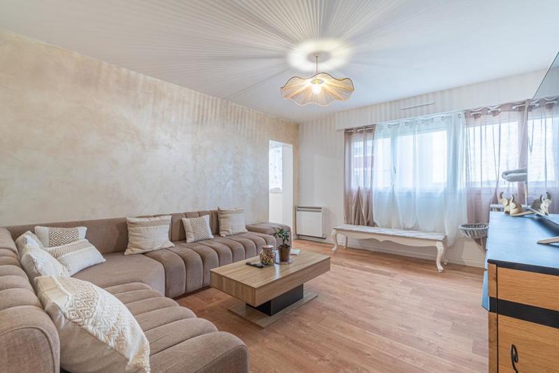 Appartement - 74 m² - 3 pièces