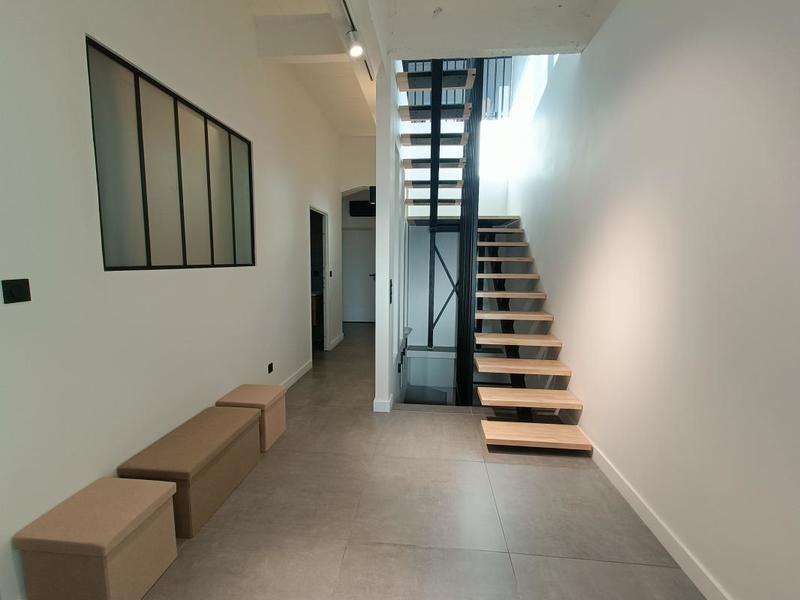 Chambre - 266 m² - 6 pièces