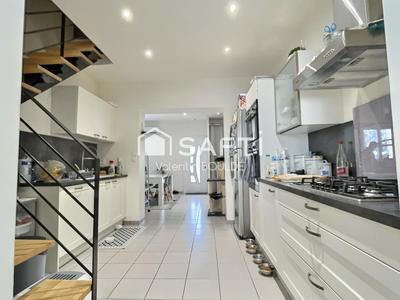Maison - 154 m² - 6 pièces
