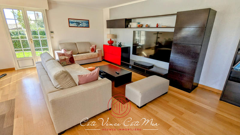 Maison - 181 m² - 5 pièces