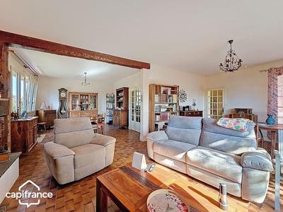 Maison - 226 m² - 8 pièces