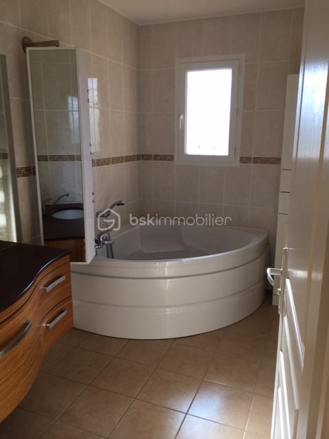 Maison - 61 m² - 3 pièces