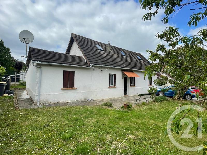 Maison - 104 m² - 5 pièces