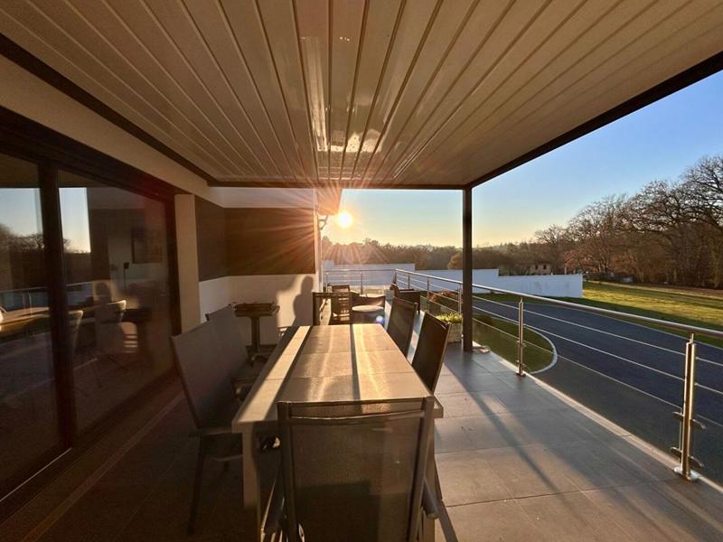 Maison - 190 m² - 6 pièces