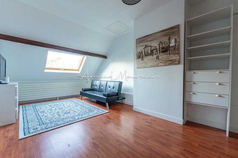 Maison - 147 m² - 6 pièces