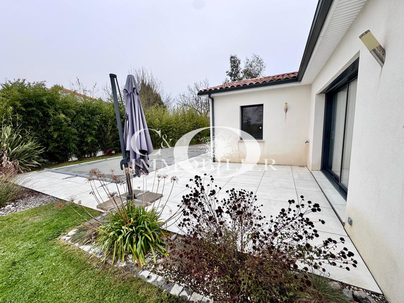 Maison - 95 m² - 4 pièces