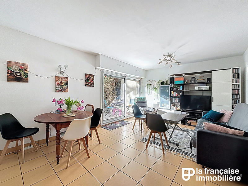 Appartement - 94 m² - 5 pièces