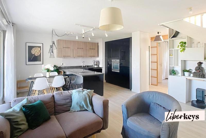 Duplex - 91 m² - 5 pièces