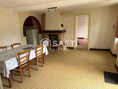 Maison - 90 m² - 5 pièces