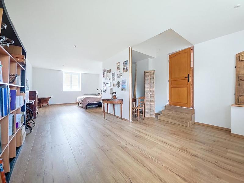 Maison - 194 m² - 5 pièces