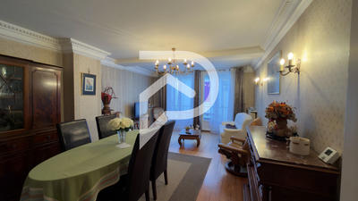 Maison - 104 m² - 4 pièces