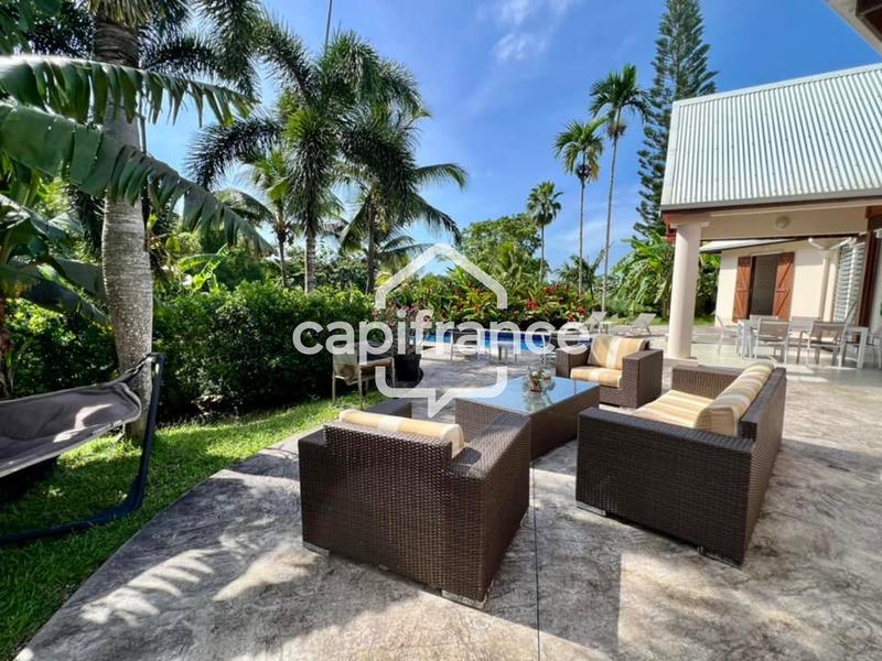 Villa - 280 m² - 8 pièces