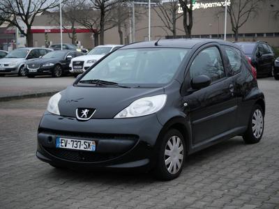 Peugeot 107 1.0i-12v