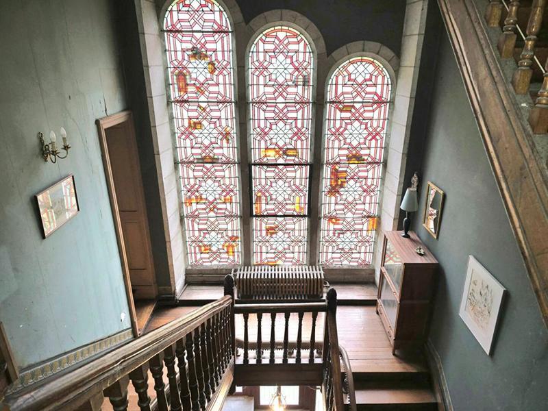 Demeure - 417 m² - 12 pièces