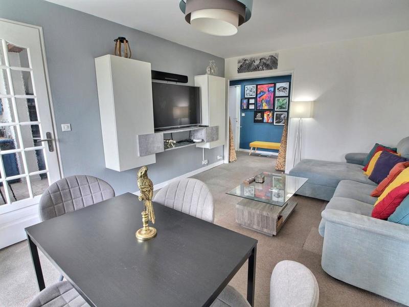 Appartement - 97 m² - 5 pièces