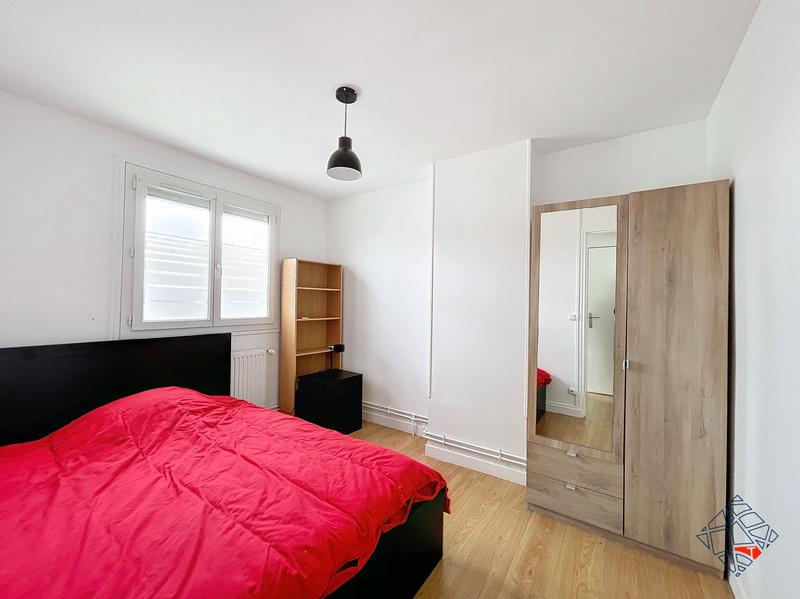 Maison - 91 m² - 5 pièces