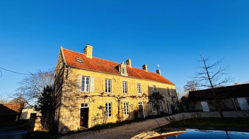 Maison ancienne - 326 m² - 13 pièces