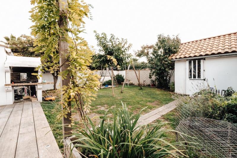 Maison - 160 m² - 8 pièces