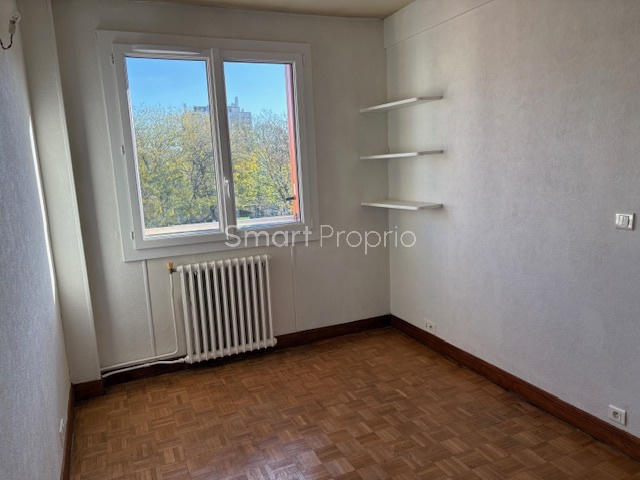 Appartement - 80 m² - 3 pièces